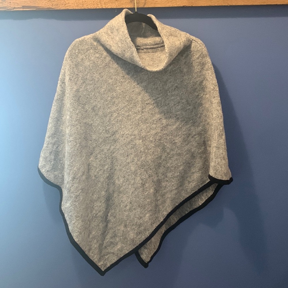 Sweater poncho